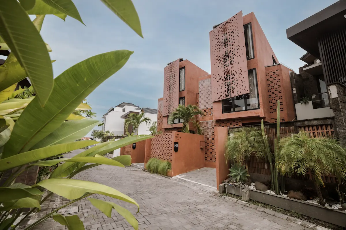 Earth Villa