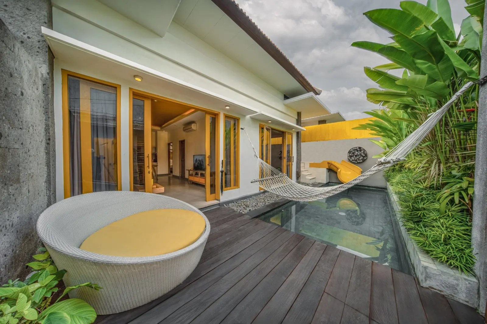 la mira villa